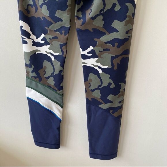 THE Upside x Soul Cycle Camo Print Leggings - Picture 6 of 11